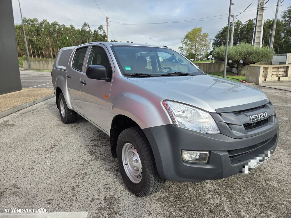 Isuzu D-Max 4x4 Cabine Dupla Custom - 2