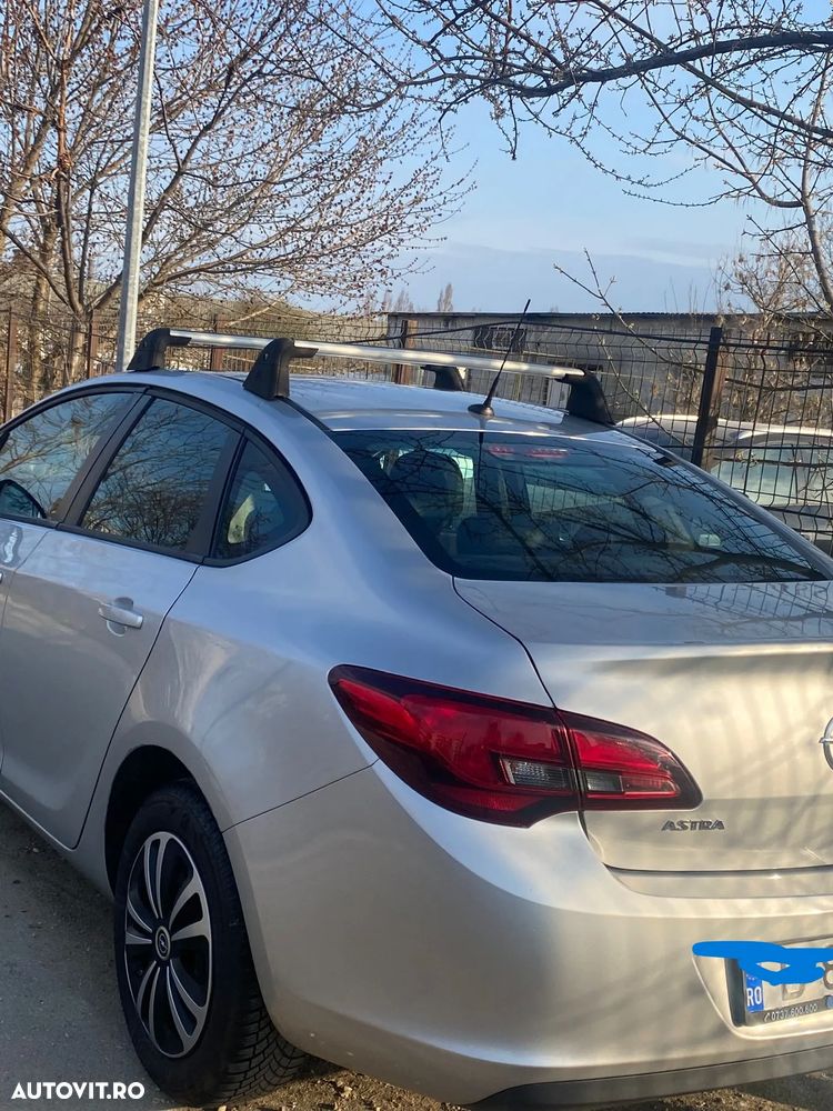 Opel Astra 1.6 TWINPORT ECOTEC Enjoy - 2