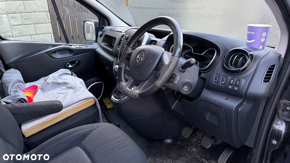 Vauxhall Vivaro - 11