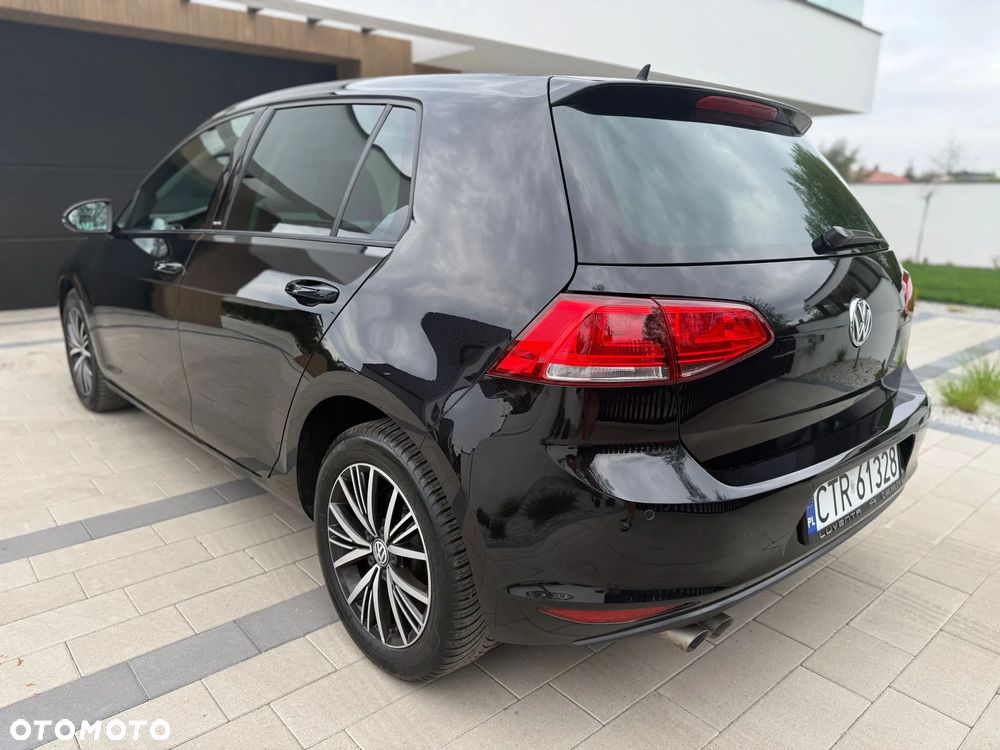 Volkswagen Golf 2.0 TDI BlueMotion Technology Allstar - 5