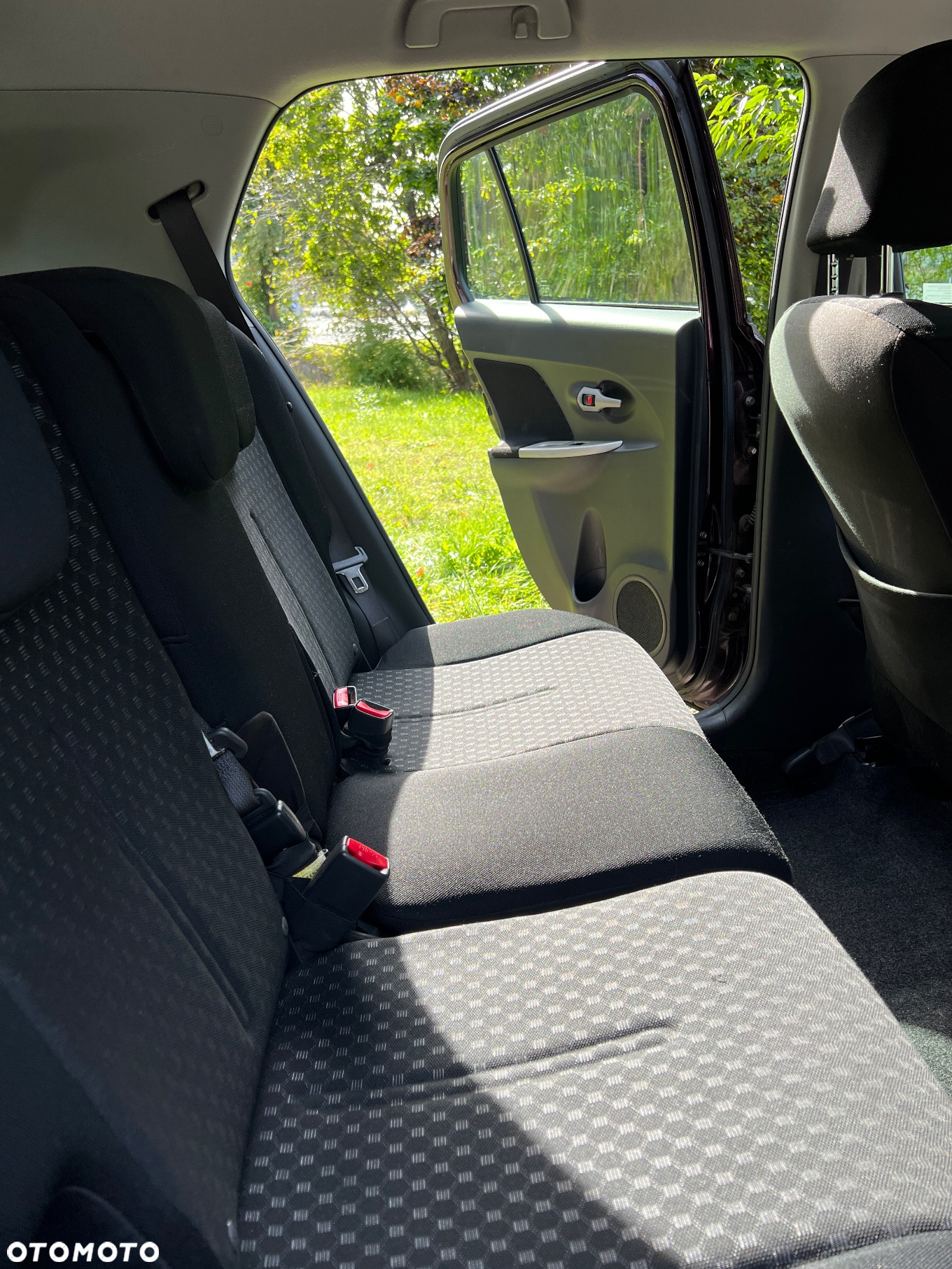Toyota Urban Cruiser 1.33 Sol - 17