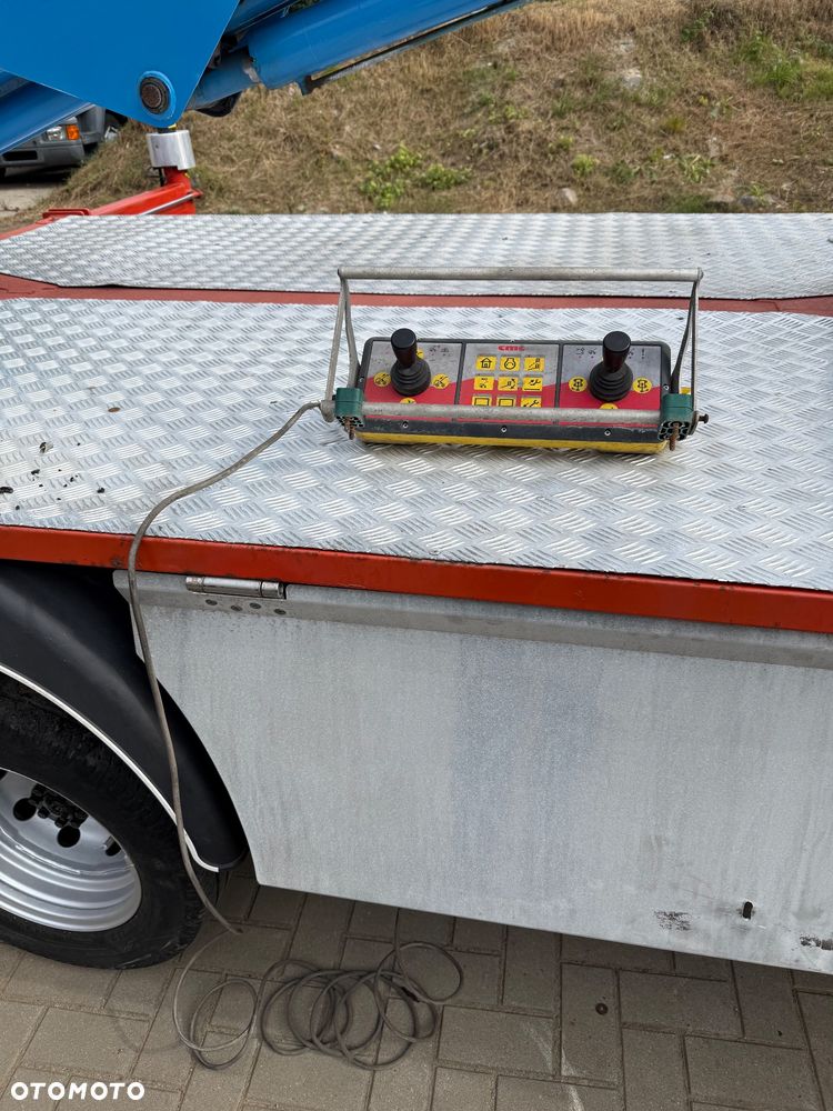 Nissan Podnośnik Koszowy Zwyżka Pilot !!!  Cmc 250 25 metrów 15 w Bok UDT ! Jak multitel gsr Ruthmann wumag - 18