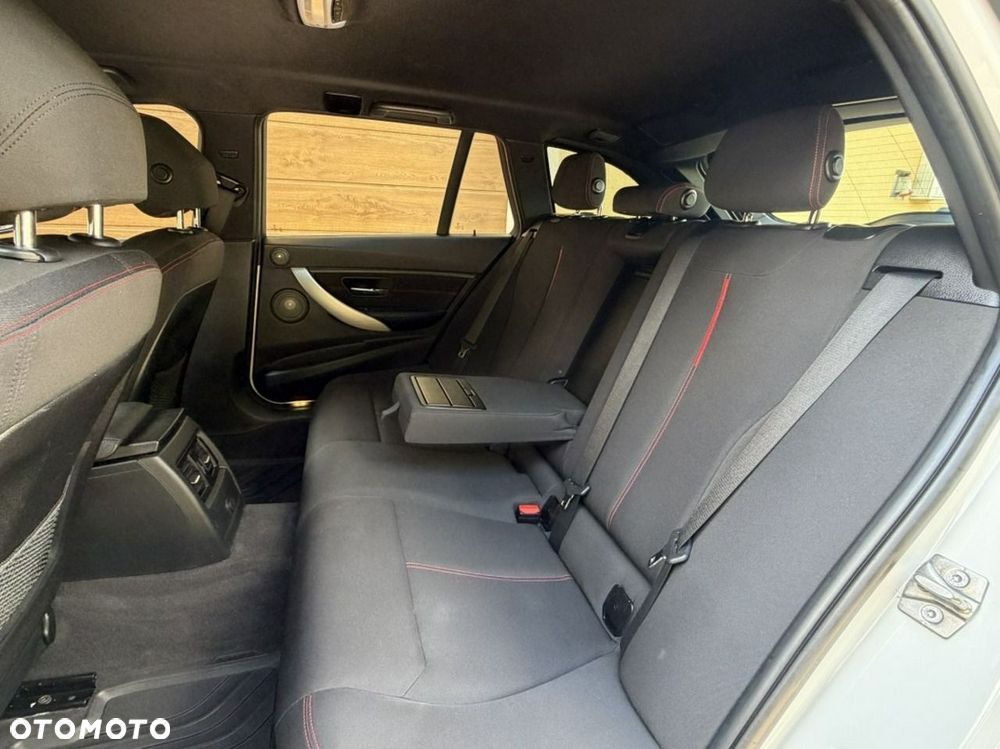 BMW Seria 3 - 23