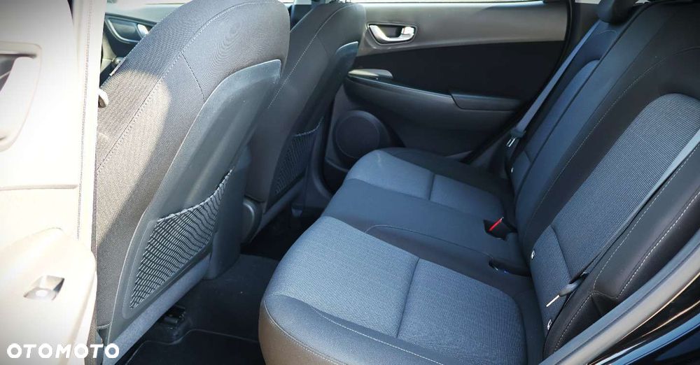 Hyundai Kona - 15