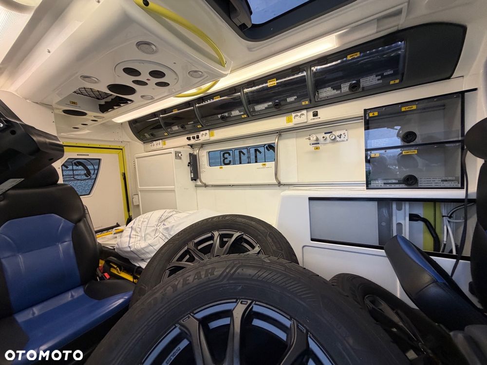 Volkswagen Amarok - 5