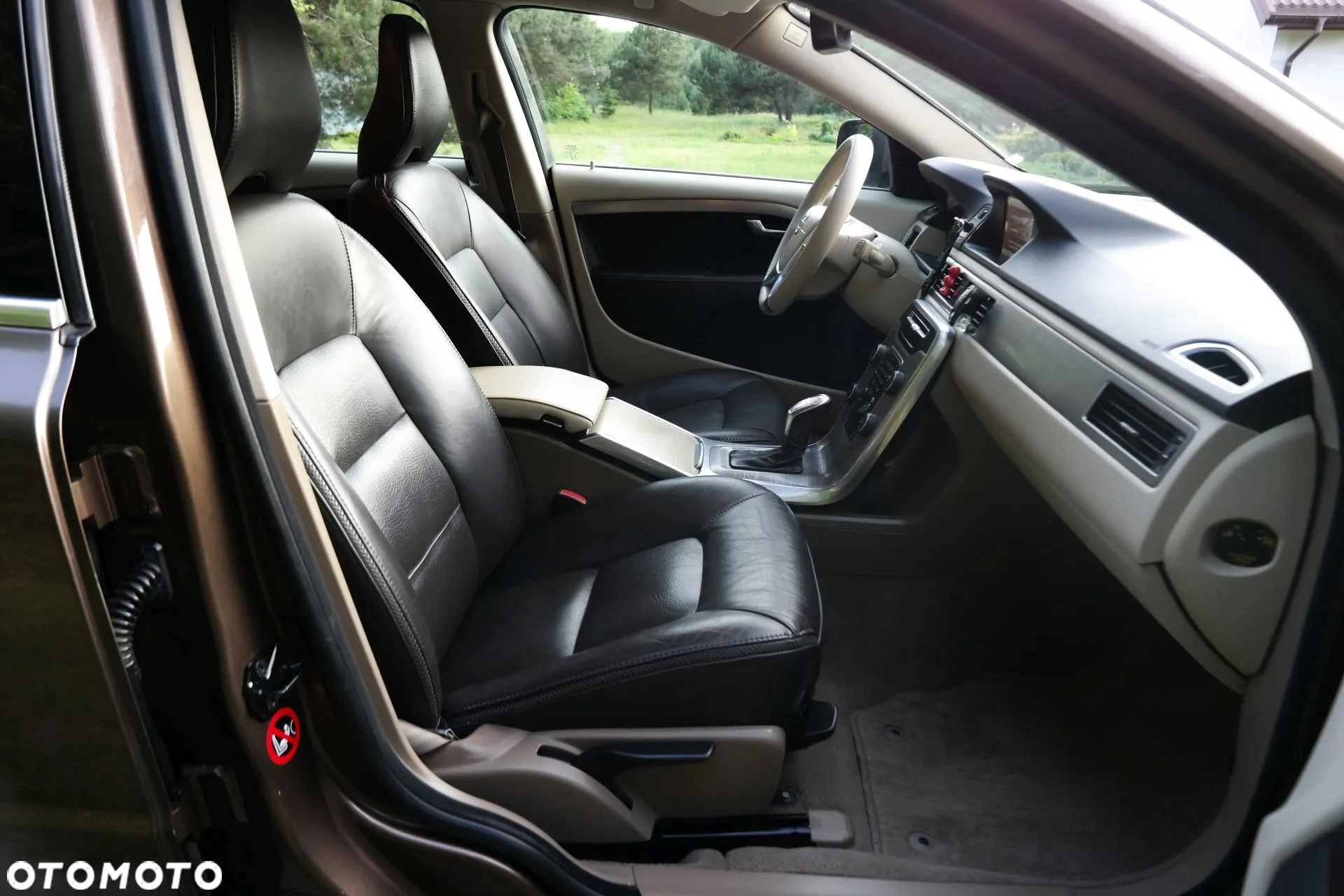 Volvo XC 70 D5 AWD Dynamic Summum - 17