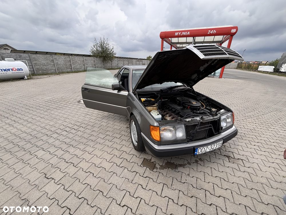 Mercedes-Benz W124 (1984-1993) - 8