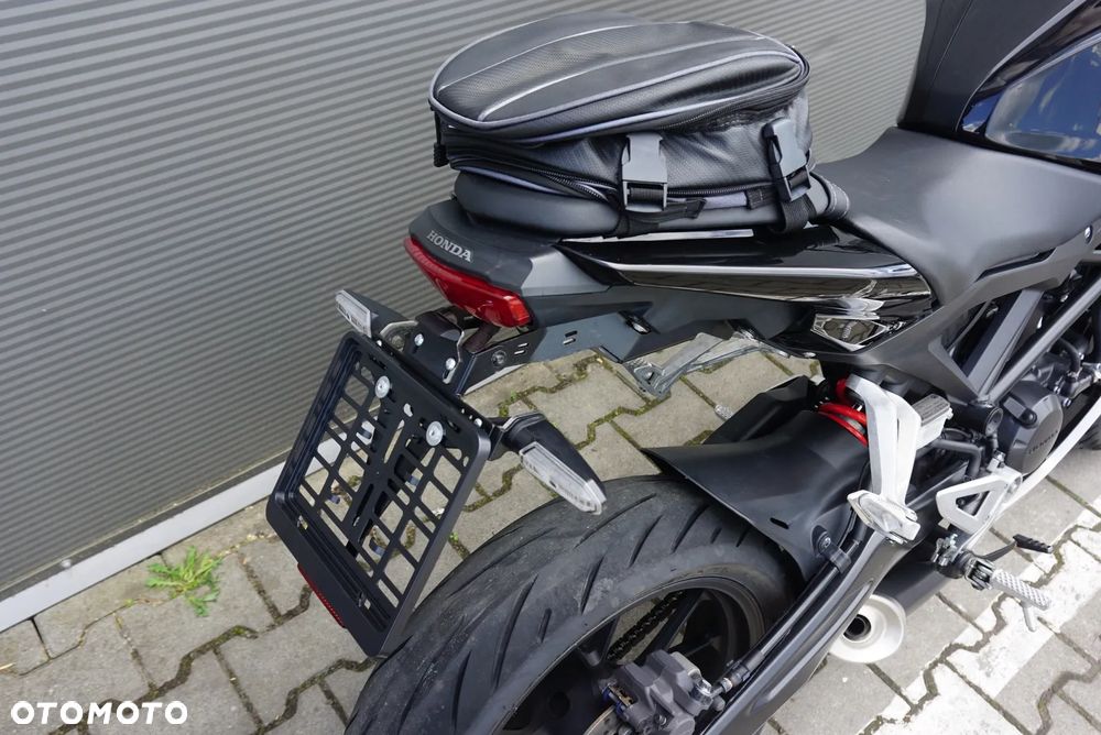 Honda CB - 4