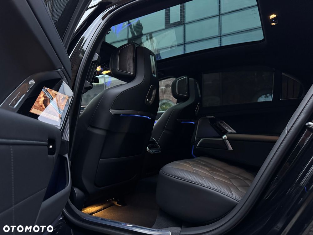 BMW Seria 7 740i - 18