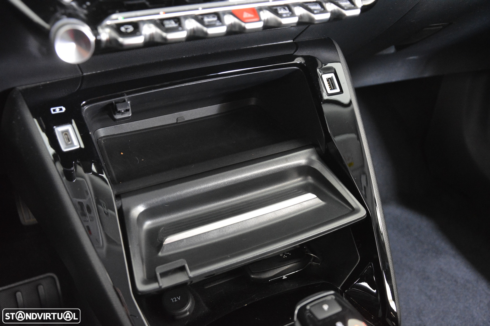 Peugeot e-2008 50 kWh Allure Pack - 25