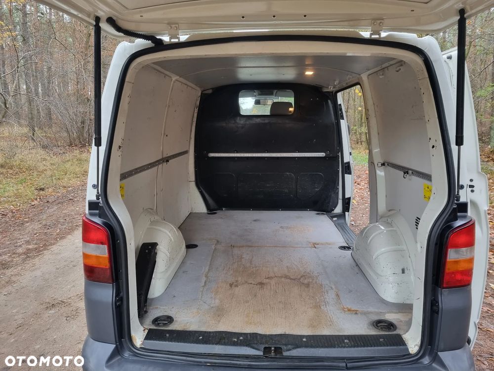 Volkswagen Transporter - 18