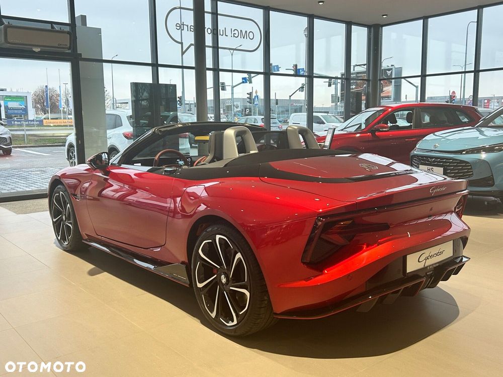 MG Cyberster 77kWh AWD Czarny Dach - 5