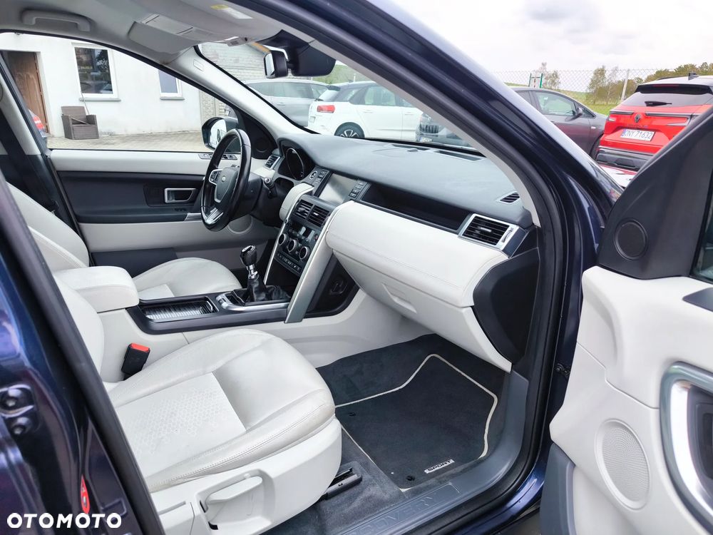 Land Rover Discovery Sport TD4 SE - 11