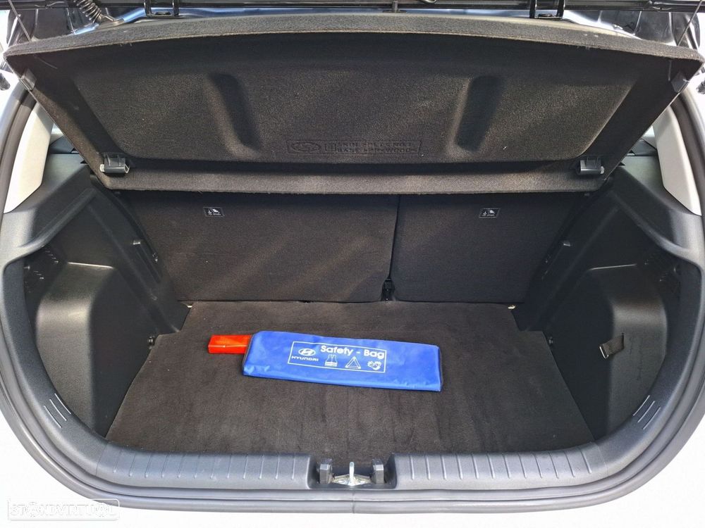 Hyundai i20 1.2 MPi Comfort - 25