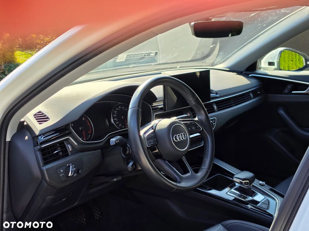 Audi A4 Limousine 40 TFSI S tronic design - 12
