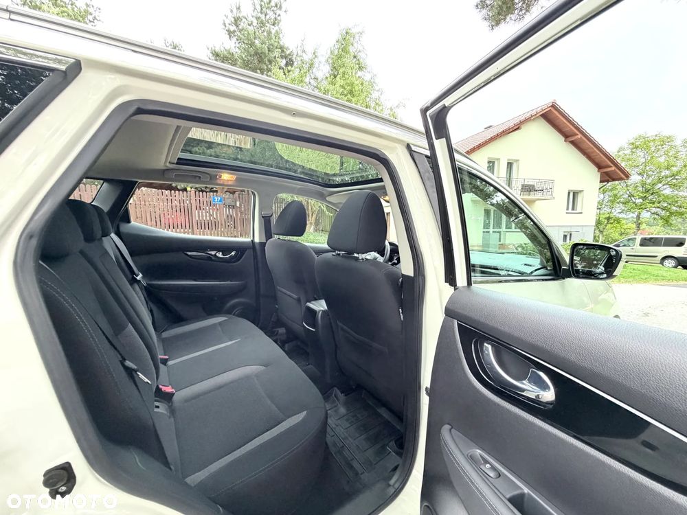 Nissan Qashqai 1.3 DIG-T N-Style - 28