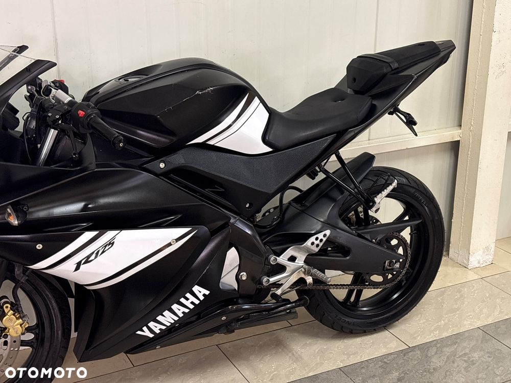 Yamaha YZF - 9