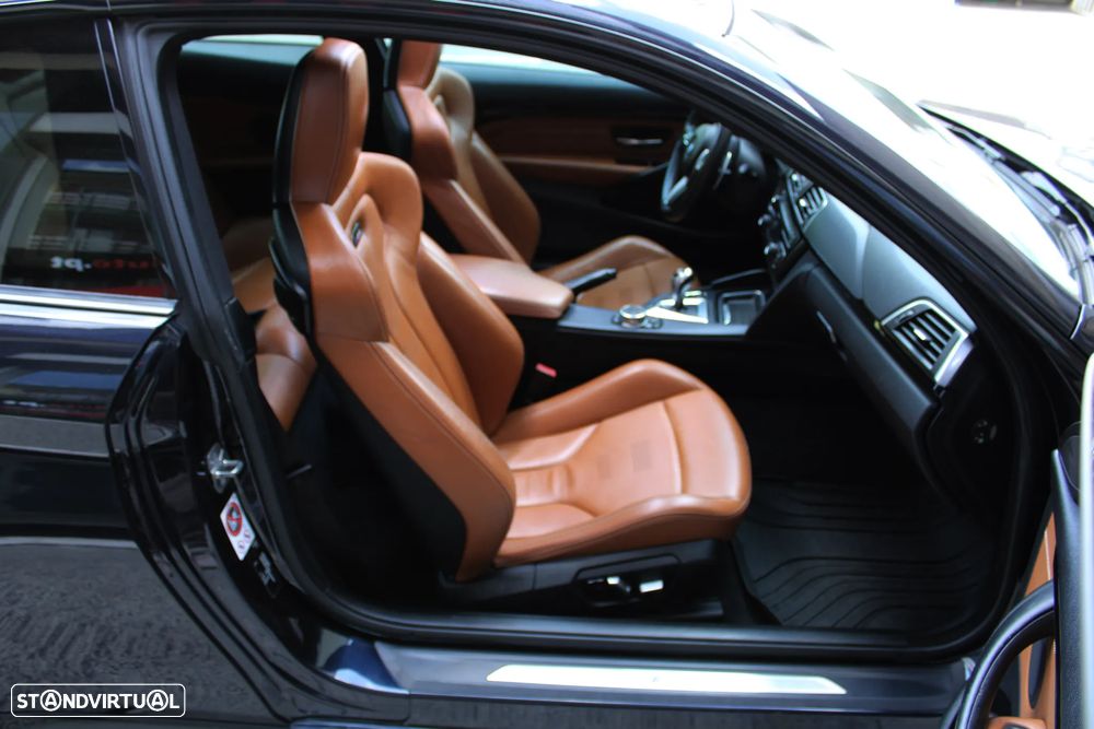 BMW M4 DKG - 30