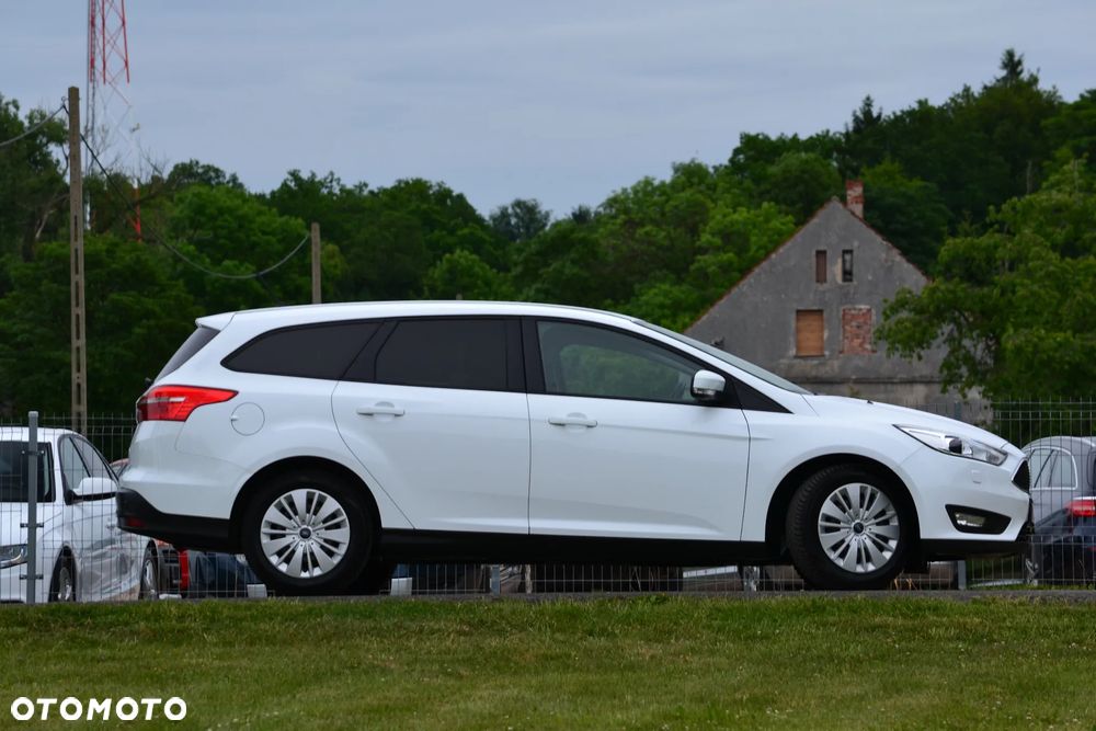 Ford Focus 1.5 TDCi DPF Start-Stopp-System Titanium - 7