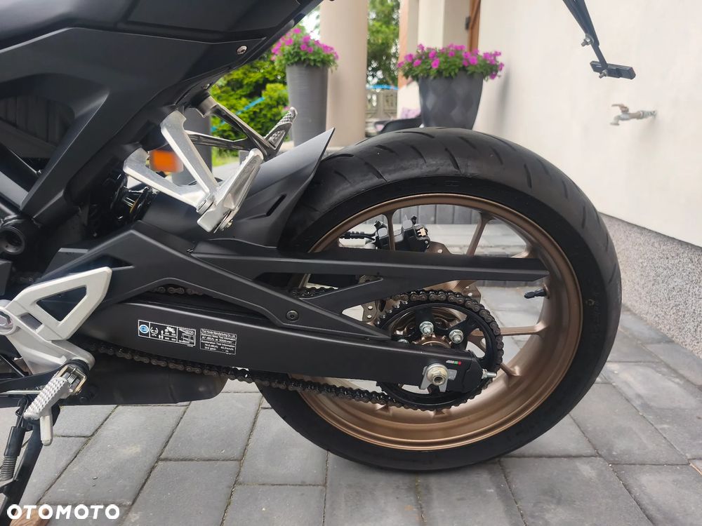 Honda CB - 17