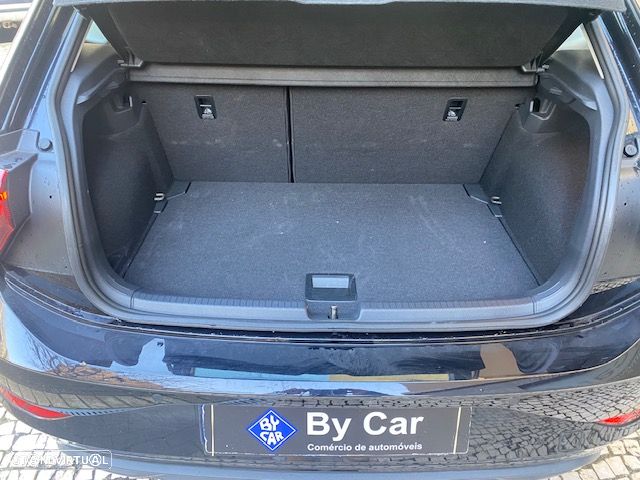 VW Polo 1.0 TSI Urban DSG - 19