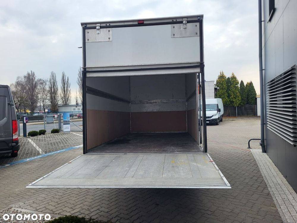 Iveco 35S18 Kontener 9 palet + Winda 750Kg - 9