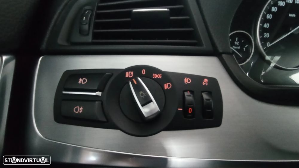 BMW 520 d Auto 123g - 12