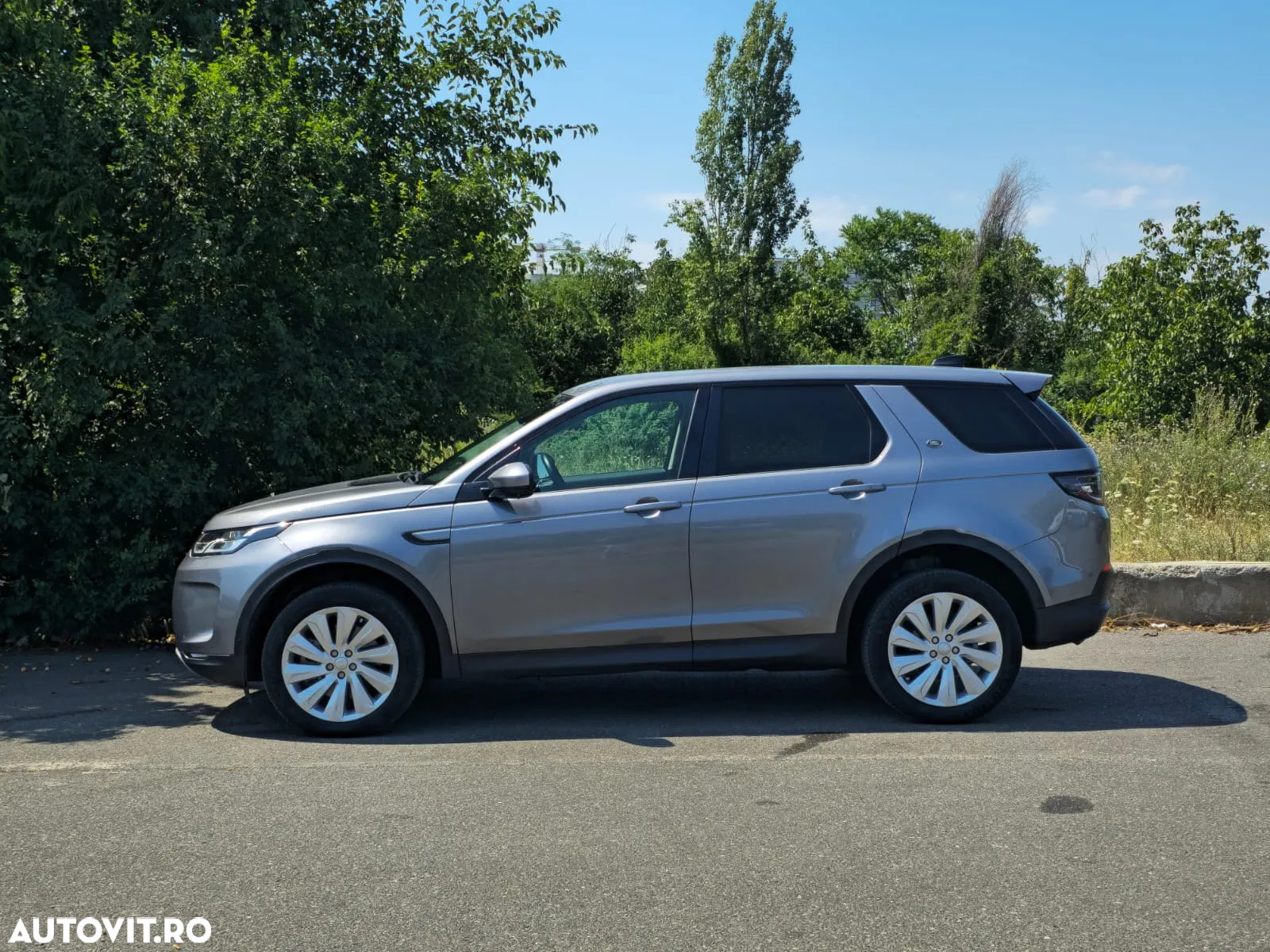 Land Rover Discovery Sport 2.0 D165 MHEV SE - 10
