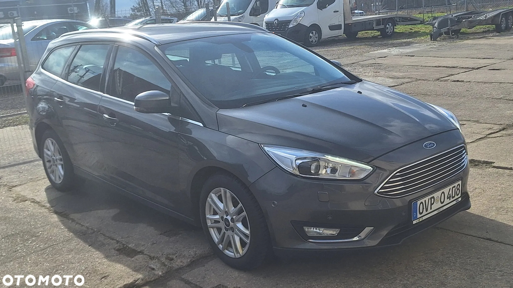 Ford Focus 2.0 EcoBlue Start-Stopp-System TITANIUM - 4