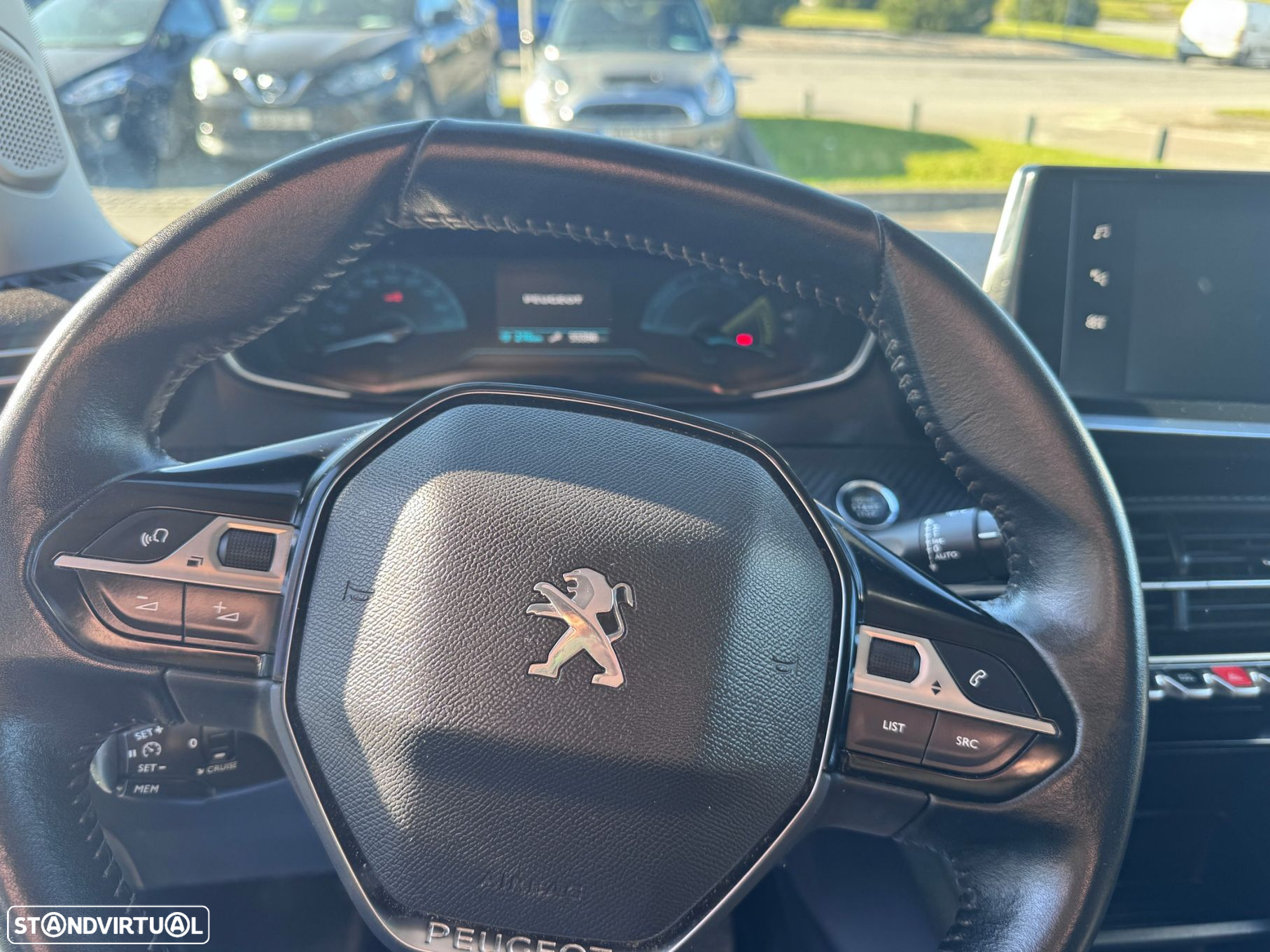 Peugeot e-2008 50 kWh Active Pack - 10
