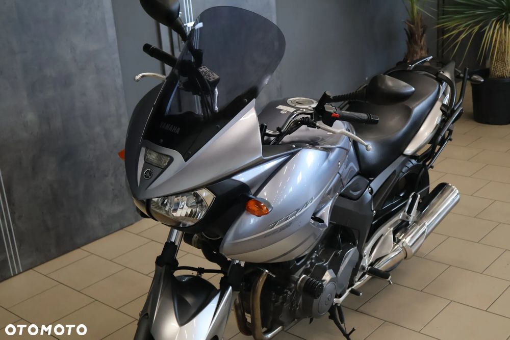 Yamaha TDM - 5