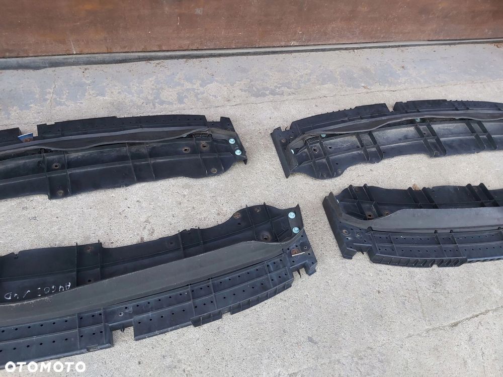 Toyota Aygo I osłona pod zderzak dolna płyta - 6
