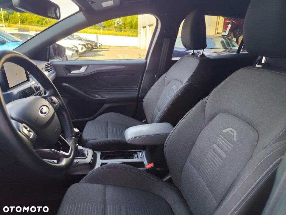 Ford Focus - 10