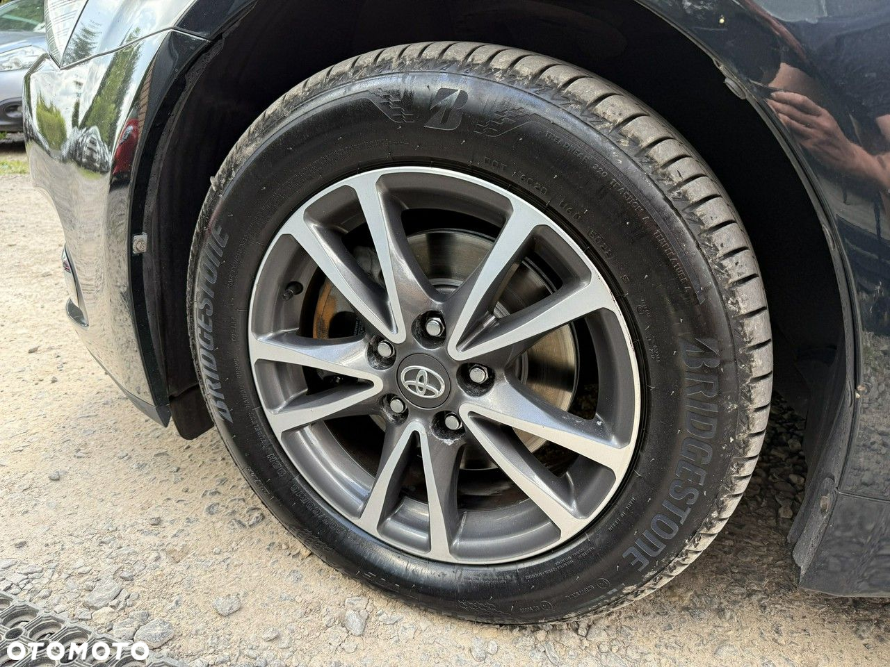 Toyota Avensis - 8
