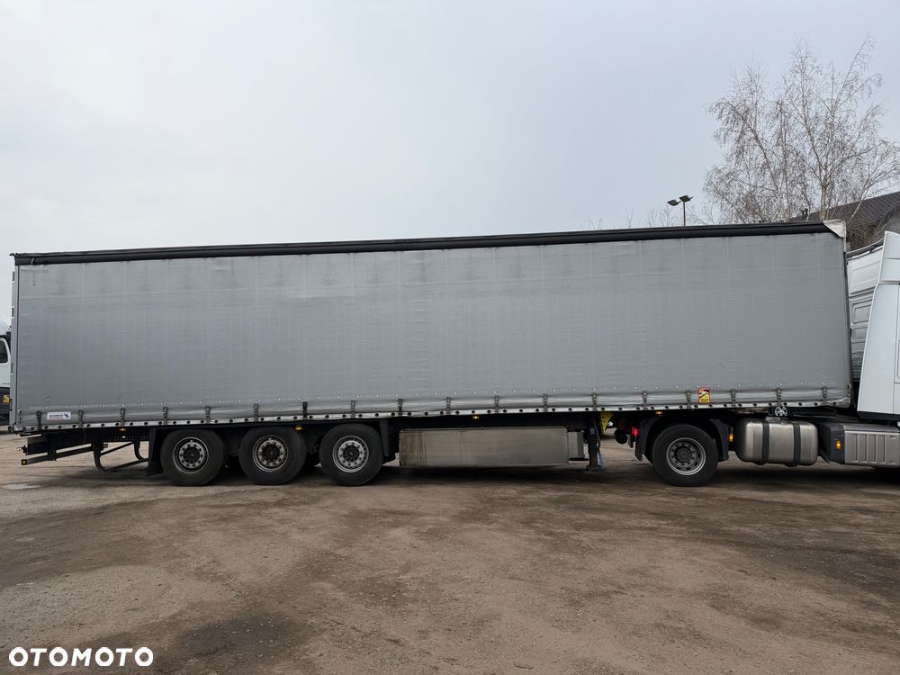 Schmitz Cargobull SCB - 2