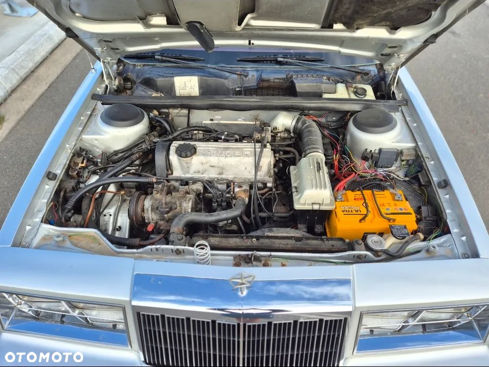 Chrysler Le Baron - 12
