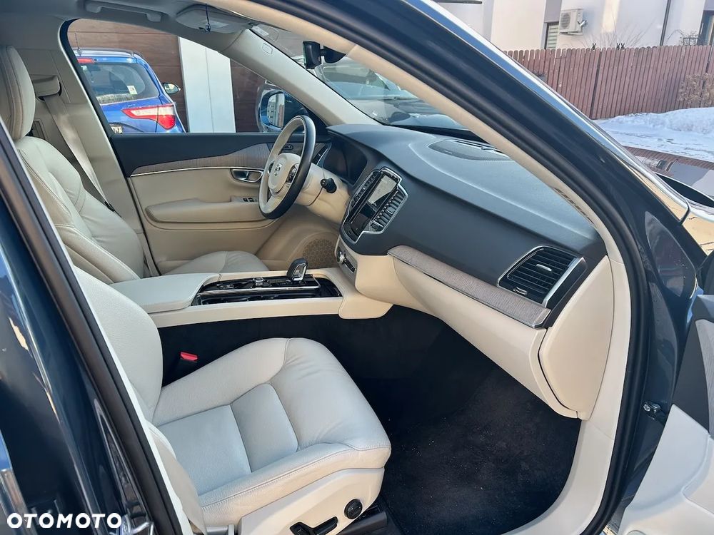 Volvo XC 90 T8 AWD Plus Bright - 26