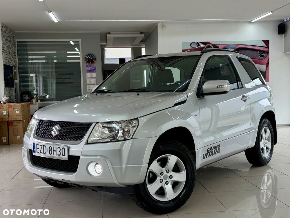 Suzuki Grand Vitara 1.6 Black&White - 14