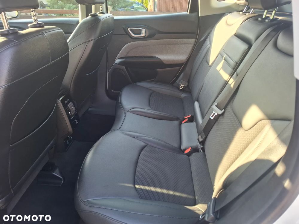 Jeep Compass 1.3 T4 PHEV 4xe Longitude S&S - 11