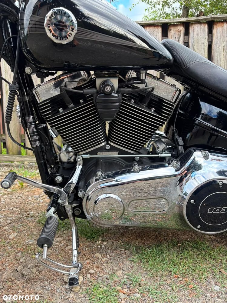 Harley-Davidson FXSB Breakout - 14