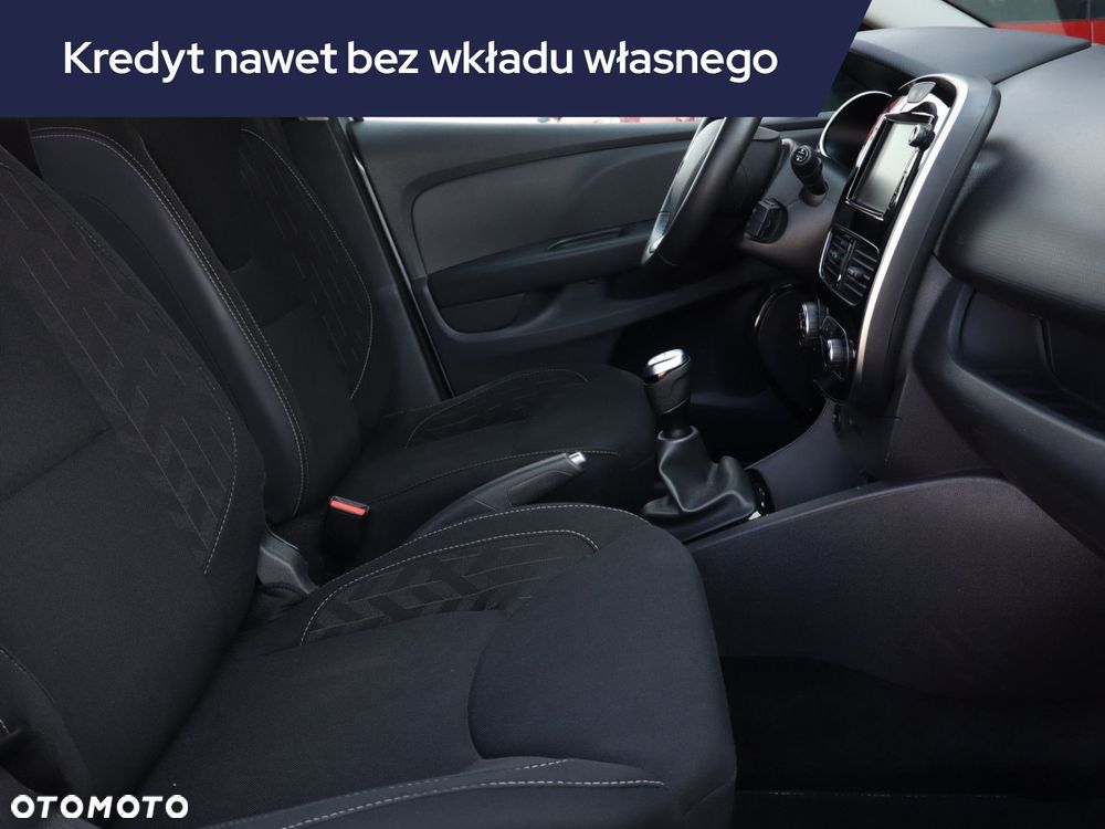 Renault Clio - 11