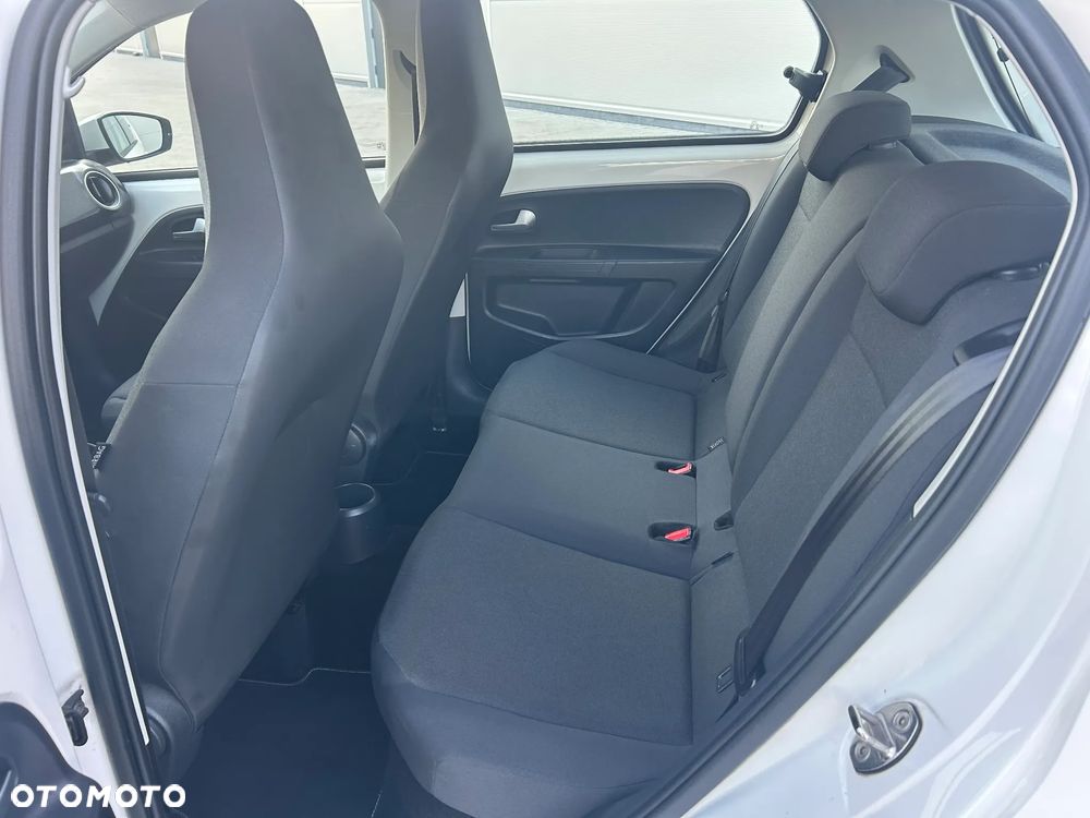 Volkswagen up! black style - 23