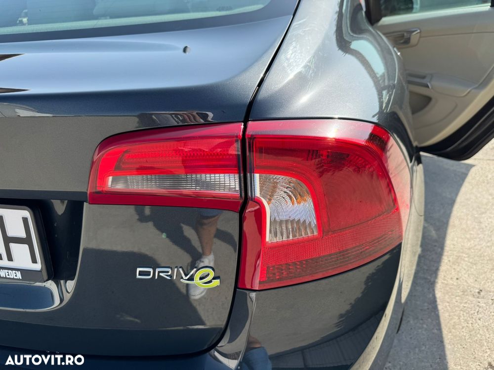 Volvo S60 DRIVe Start-Stop Kinetic - 6
