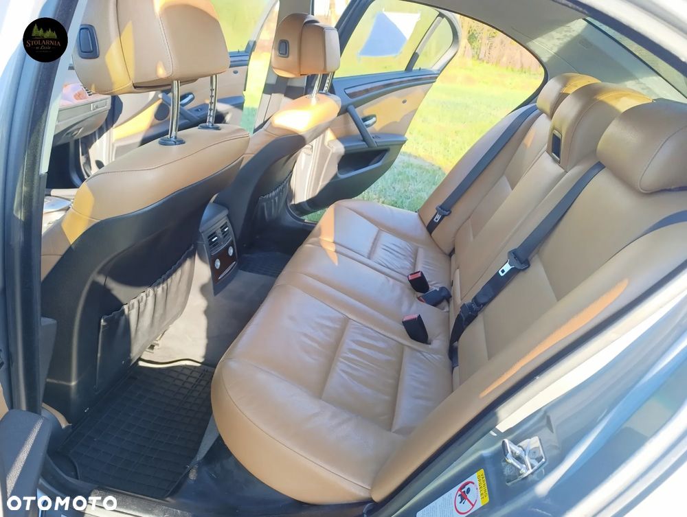 BMW Seria 5 - 12