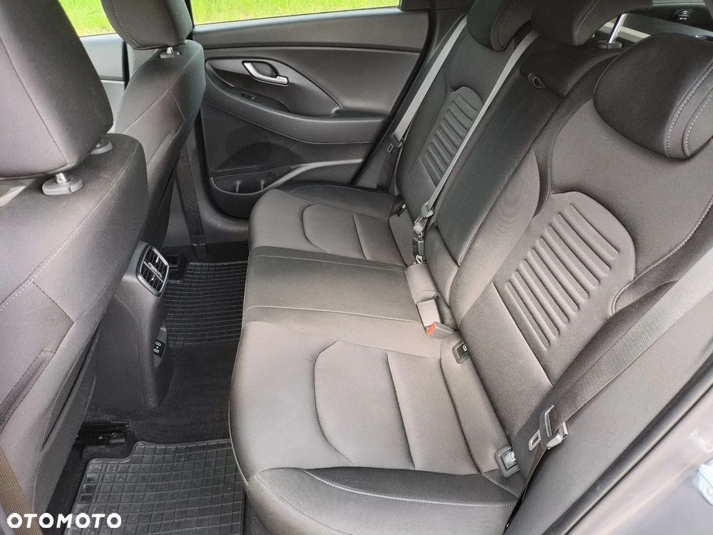 Hyundai i30 1.5 T-GDI 48V Smart Plus - 15