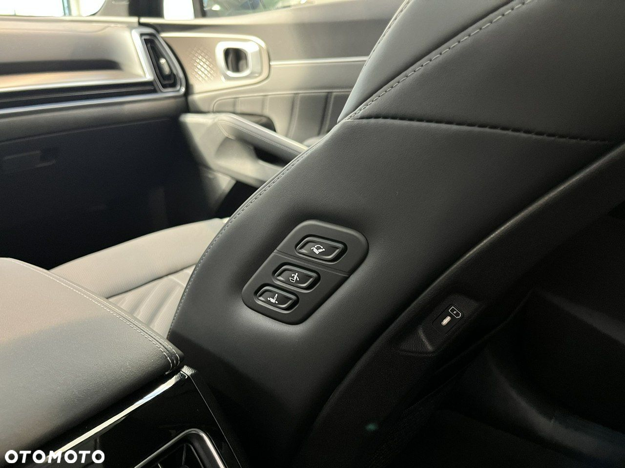 Kia Sorento - 26
