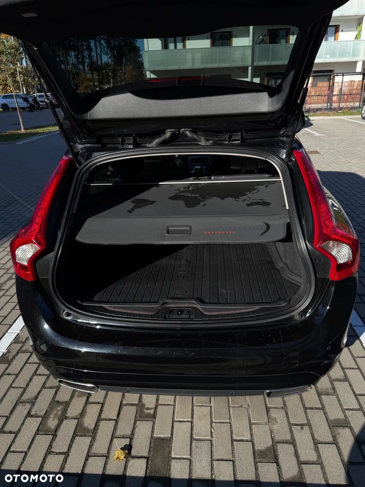 Volvo V60 D4 Drive-E Ocean Race - 8