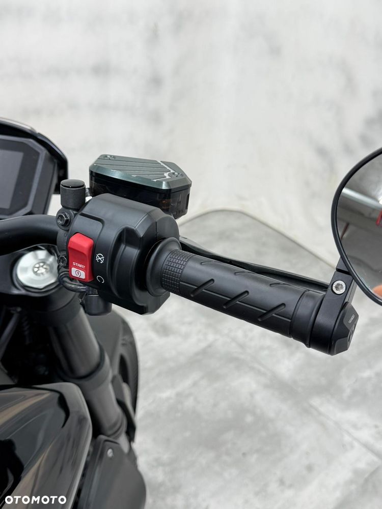 Honda CB - 25