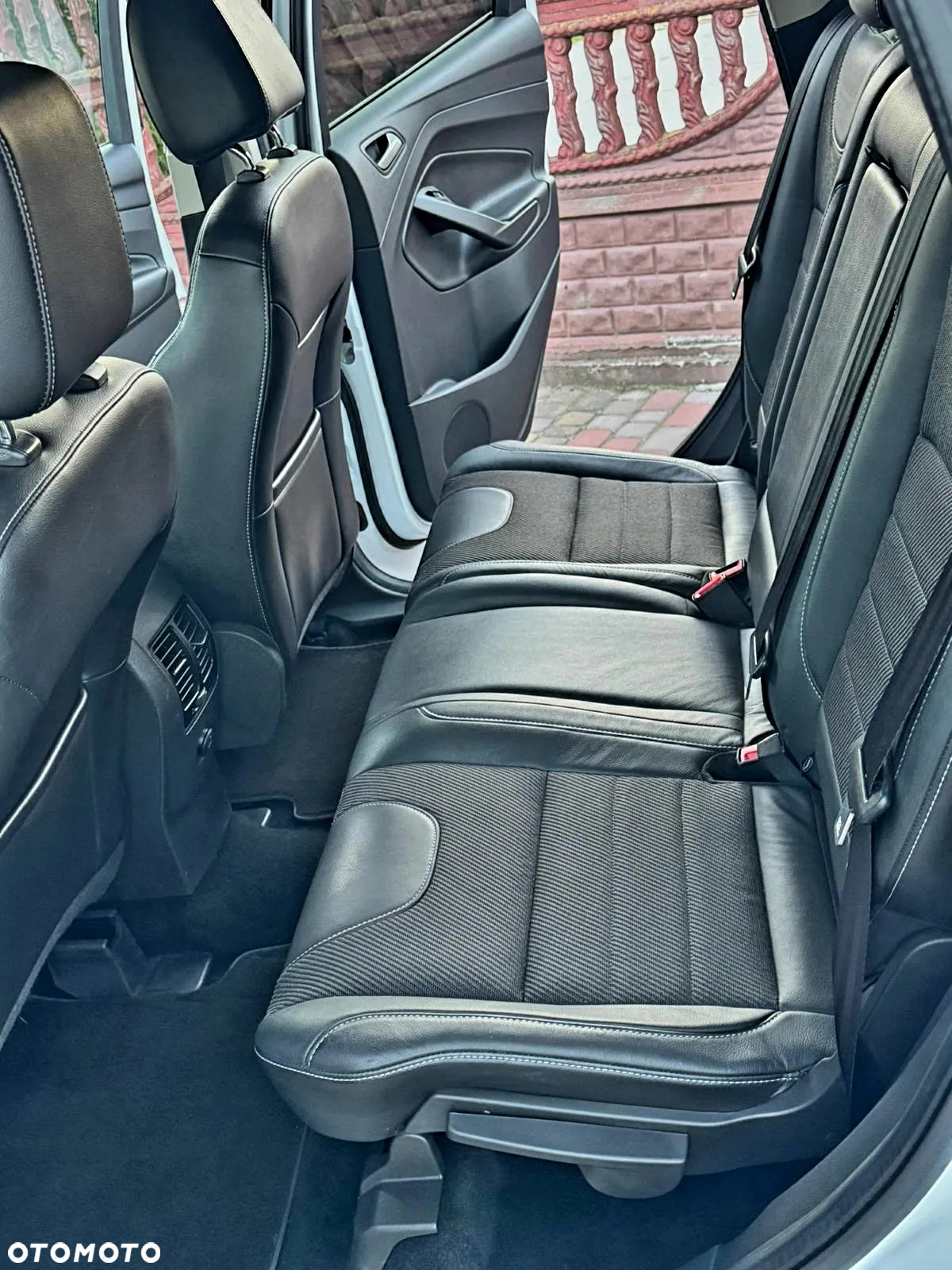 Ford Kuga 2.0 TDCi Titanium - 15