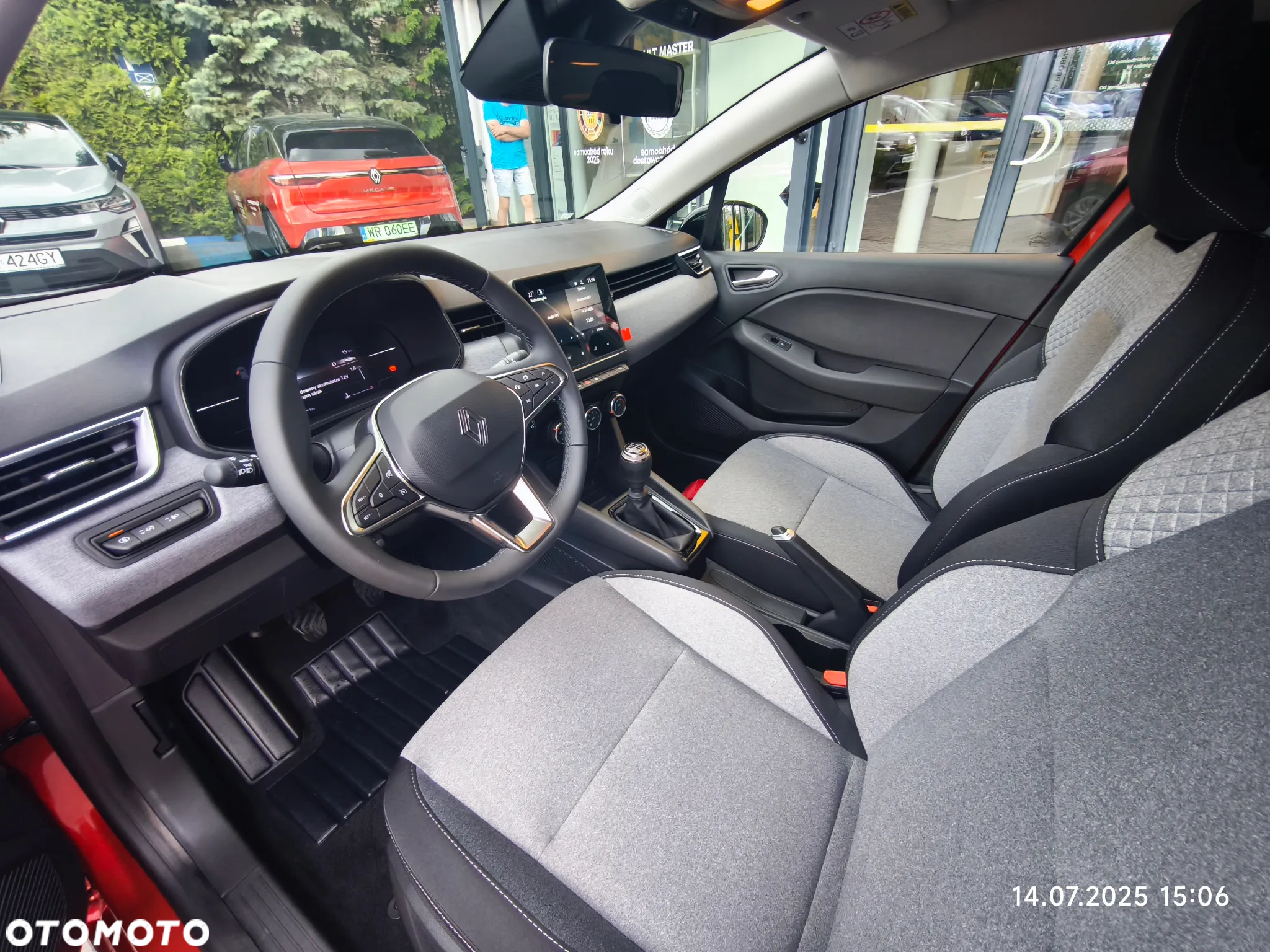 Renault Clio 1.0 TCe Evolution - 10